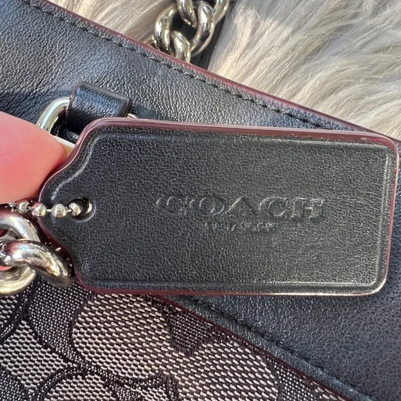 Coach shoulder bag - Picture 6 of 16